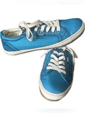 Taos Sz 7 Women’s Glyde Textured Blue Lace-Up Sneakers